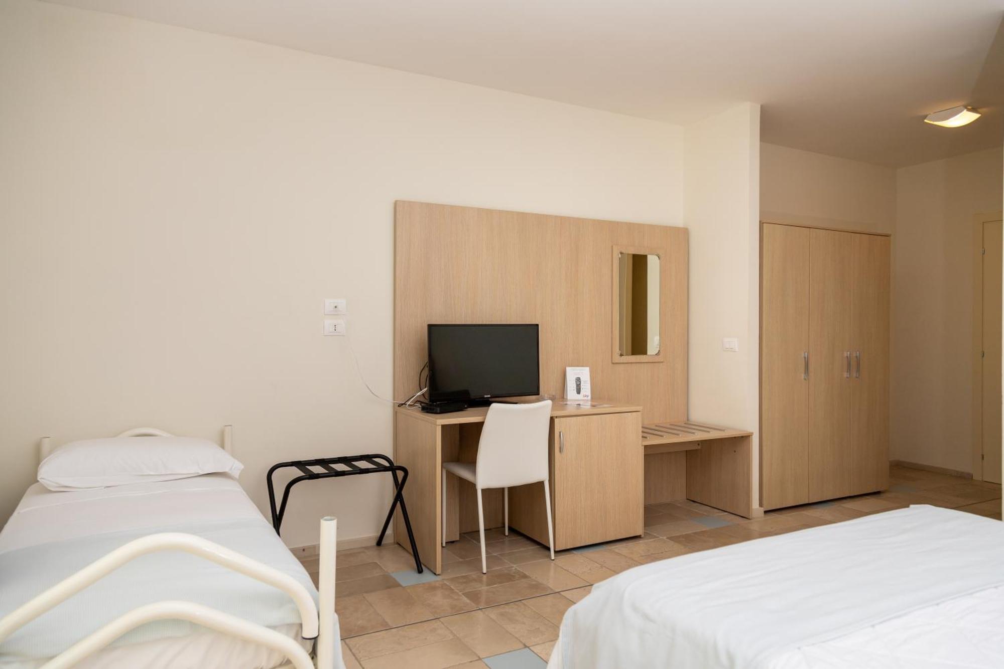 Ah Premium Baia Dei Faraglioni Hotel Mattinata Exterior photo